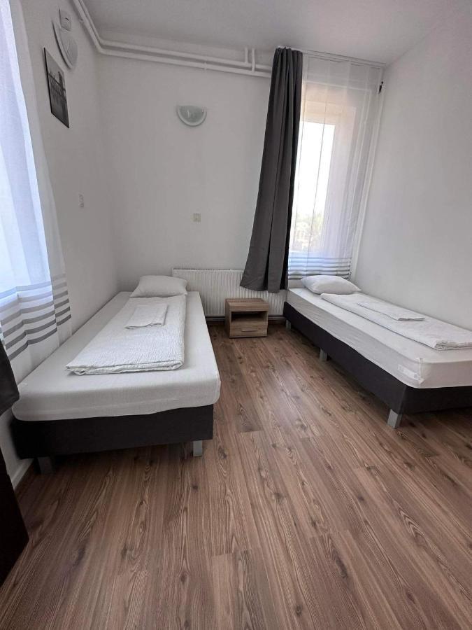 Aparthotel Gabor Panzio Gyál Exteriér fotografie