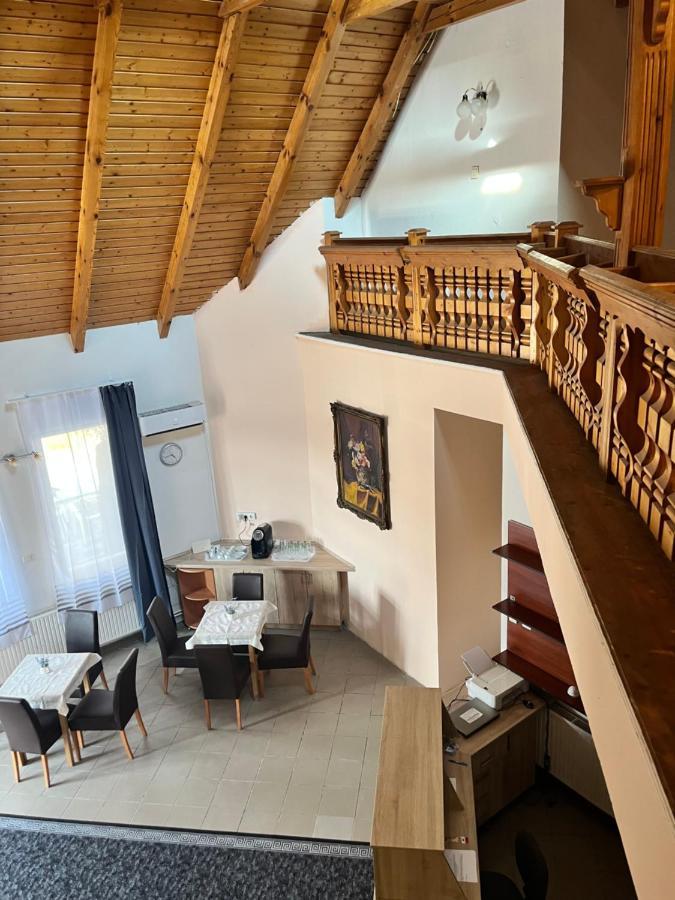 Aparthotel Gabor Panzio Gyál Exteriér fotografie