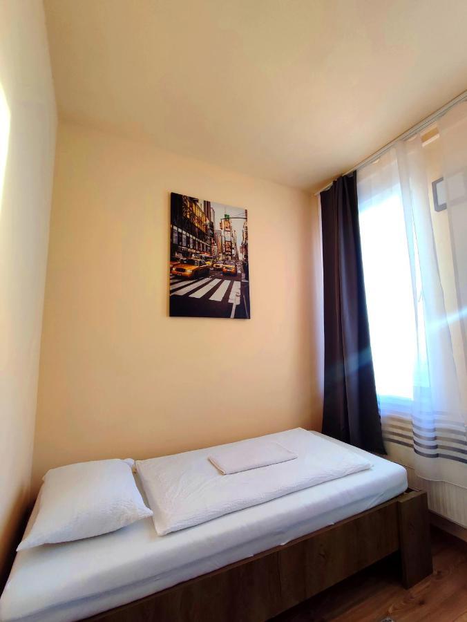 Aparthotel Gabor Panzio Gyál Exteriér fotografie